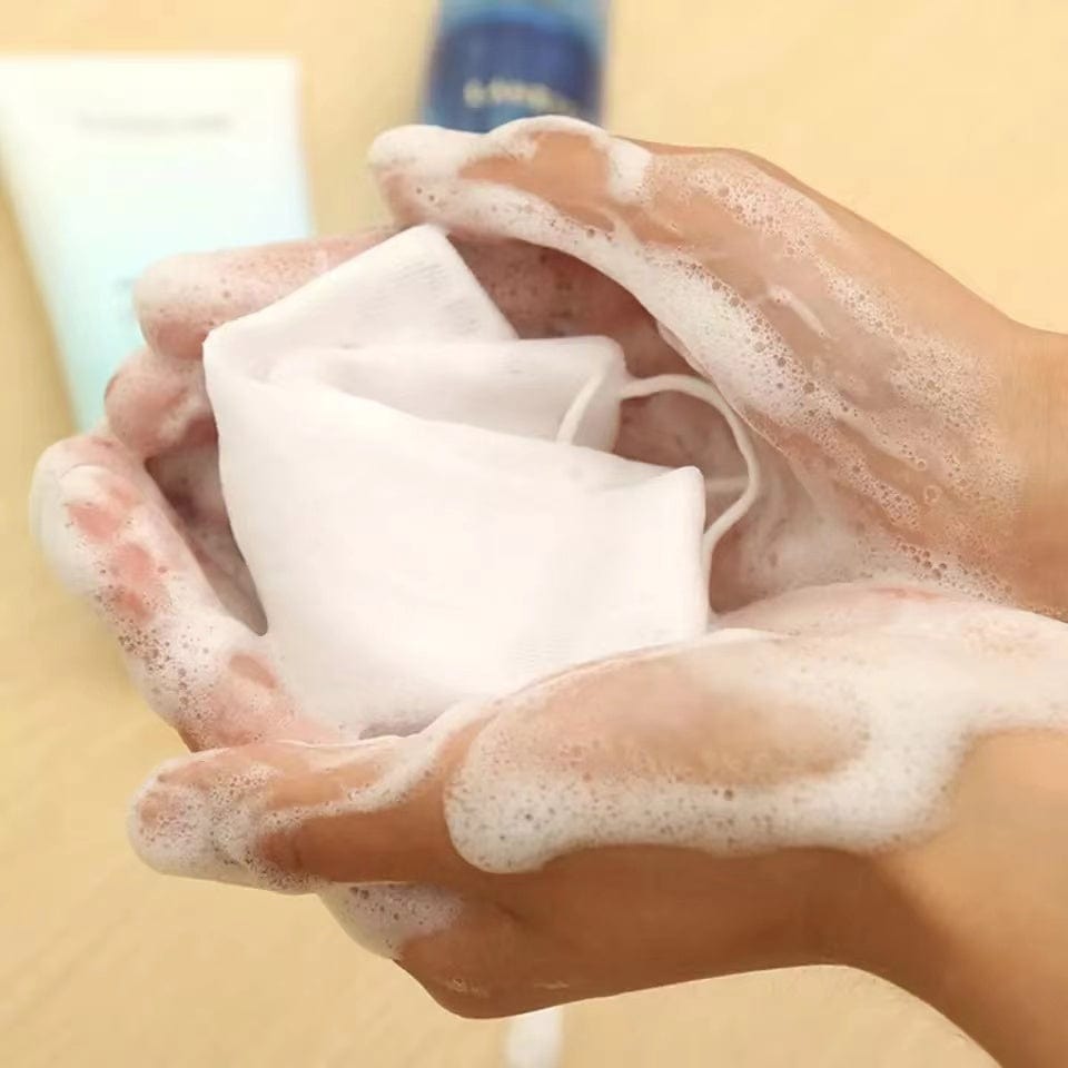 HIGH QUALITY SOAP MESH NET BAG FOR EXFOLIATING & HELPS REMOVE STUBBORN DEAD SKIN (CAN FIT FOR BIG SOAP, 150G) Rosmar Online Shop
