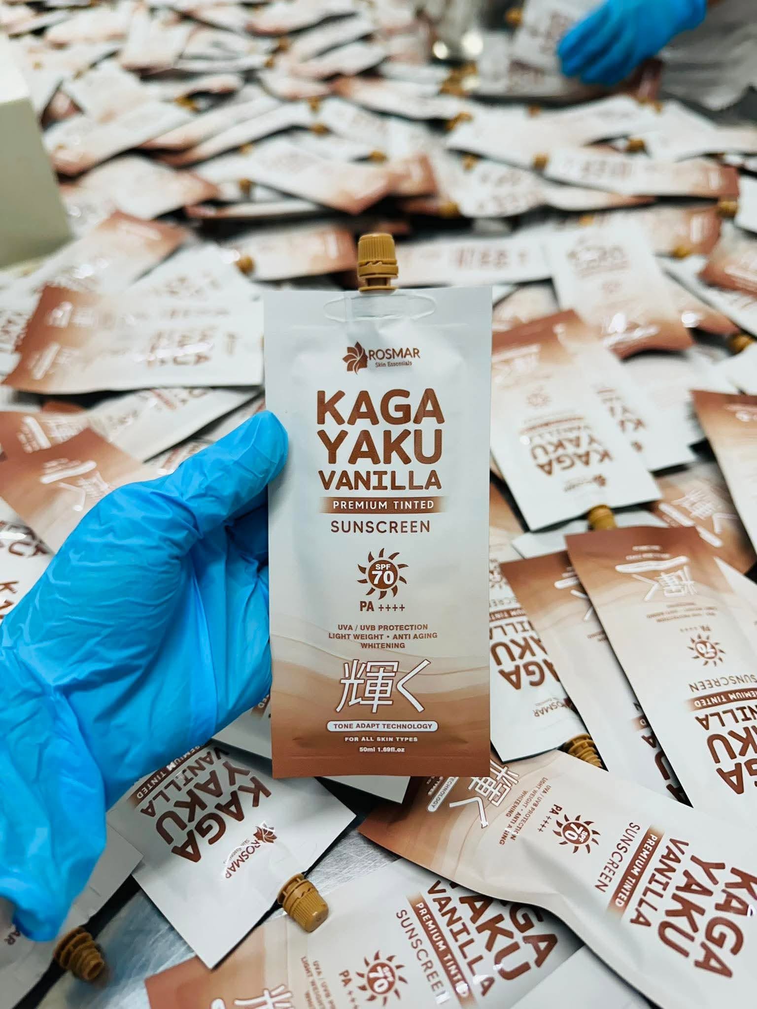 Rosmar Kagayaku Premium Tinted Sunscreen SPF 70 PA ++++ Rosmar Online Shop